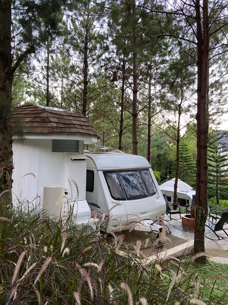 minilalabelle's tweet image. ถ้านี่ไปเขาค้อต้องไปพักที่ วิลล่าป่าสน อำเภอ เขาค้อ จังหวัดเพชรบูรณ์ เหมาะสำหรับคนที่ไม่ชอบนอนเต็นท์ หรือไม่ชอบความวุ่นวายที่นี่เหมาะมากกก แถมมีออนเซ็นส่วนตัวด้วย อากาศดีมากกกกกกกก ที่พักสวยมากกกกกกกก 

@AmazingThailand #AmazingThailand #AmazingThailandxLISA