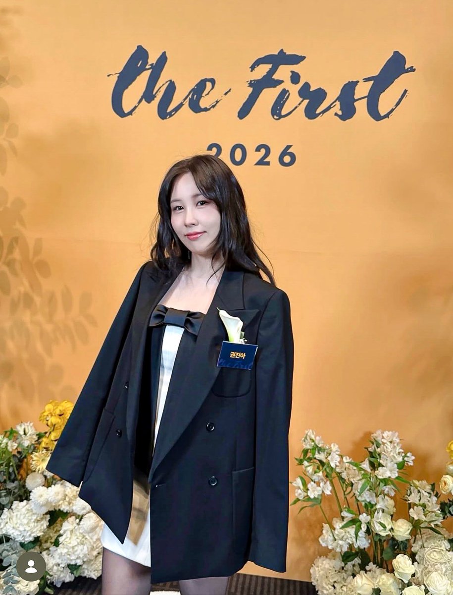 The_Dreamest's tweet photo. 2026 대한민국 퍼스트브랜드 대상 ‘여성 보컬’ 🏆✨
#권진아 #KwonJinAh
#대한민국퍼스트브랜드대상 #FirstBrandAwards https://t.co/ep4pCnpHVL