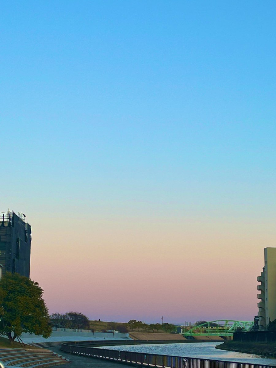 ＃夕景写真館
＃空を見上げて生きていく