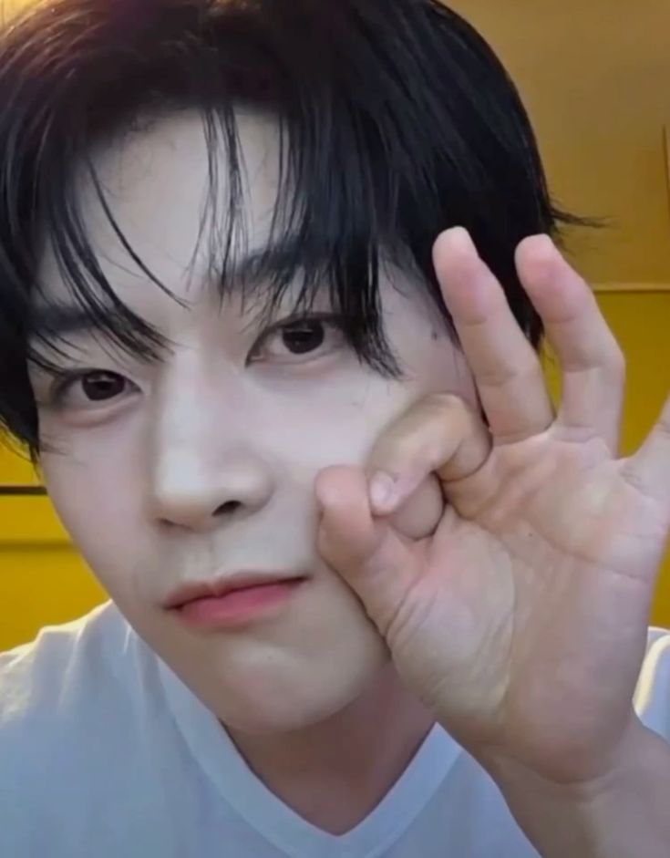 mattbreadcheeks's tweet image. 👌