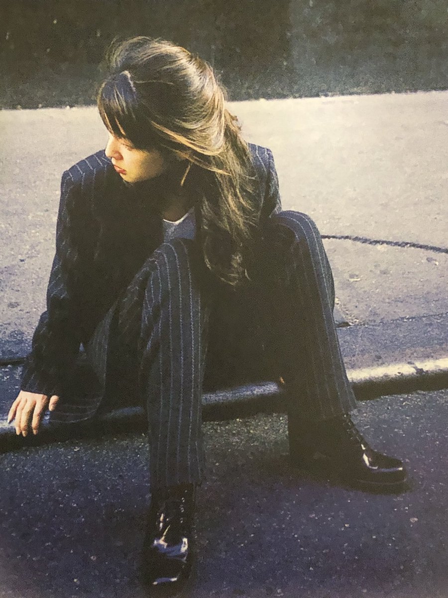 ZARD坂井泉水さんに靴で踏まれたいもしくは蹴られたい😅🎤🎶 ドMですか