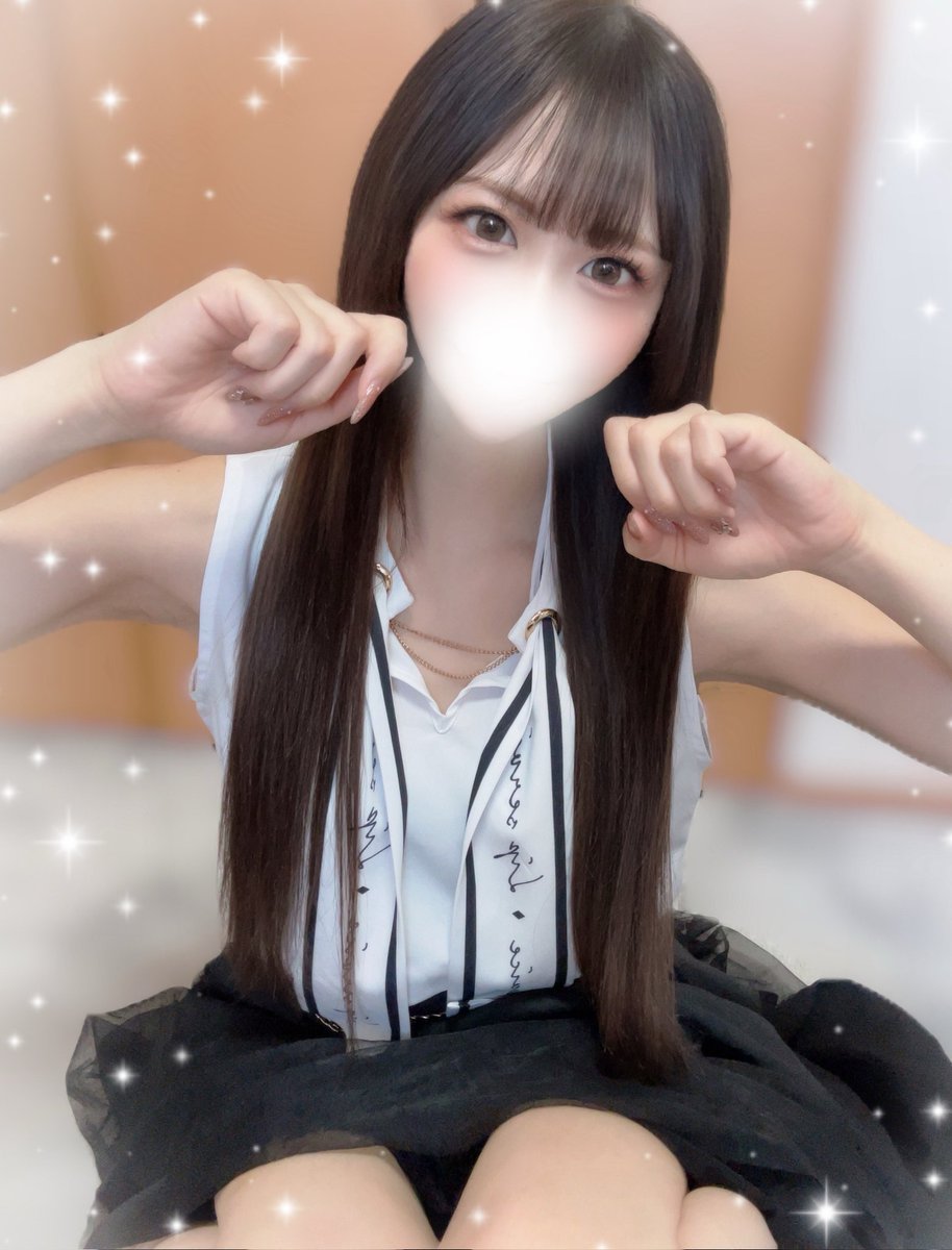 あ け ま し て お め で と う 🐴
気づいたら、たくさん溢れてたぁ🥭❤︎.*
最近さらに増し増しで感じてくれてるの、ちゃんと伝わってるよ🫶💖
なら…こちらも負けずに、じわじわ攻めちゃうね๛ก(ｰ̀ωｰ́ก)♡♡