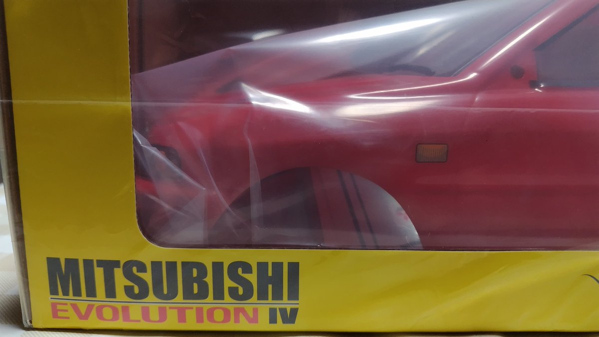 vr_four's tweet image. ついうっかり、赤いのも買った