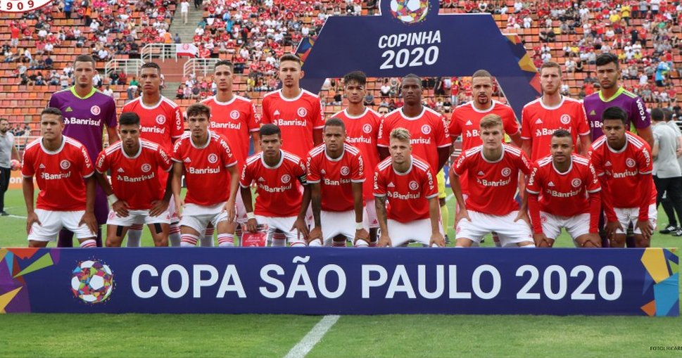 O Internacional campeão da Copinha de 2020 contra o Grêmio: Onde foram parar atualmente?

Emerson Junior - 🇧🇷 Inter de Limeira
Mazetti - 🇧🇷 Maringa
Carlos Eduardo - 🇧🇷 Portuguesa-SP
Tiago Barbosa - 🇧🇷 Itabirito
Léo Borges - 🇵🇱 Pogon Szcenic
Praxedes - 🐂 Bragantino 
Murilo - 🇧🇷