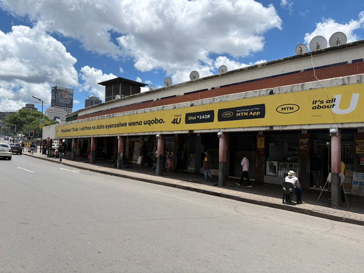 Heightened police visibility and stricter by-law enforcement have been rolled out at Johannesburg’s Bree Taxi Rank to improve safety and order for commuters. 
Read more: siwnews.com/2026/01/05/hei…