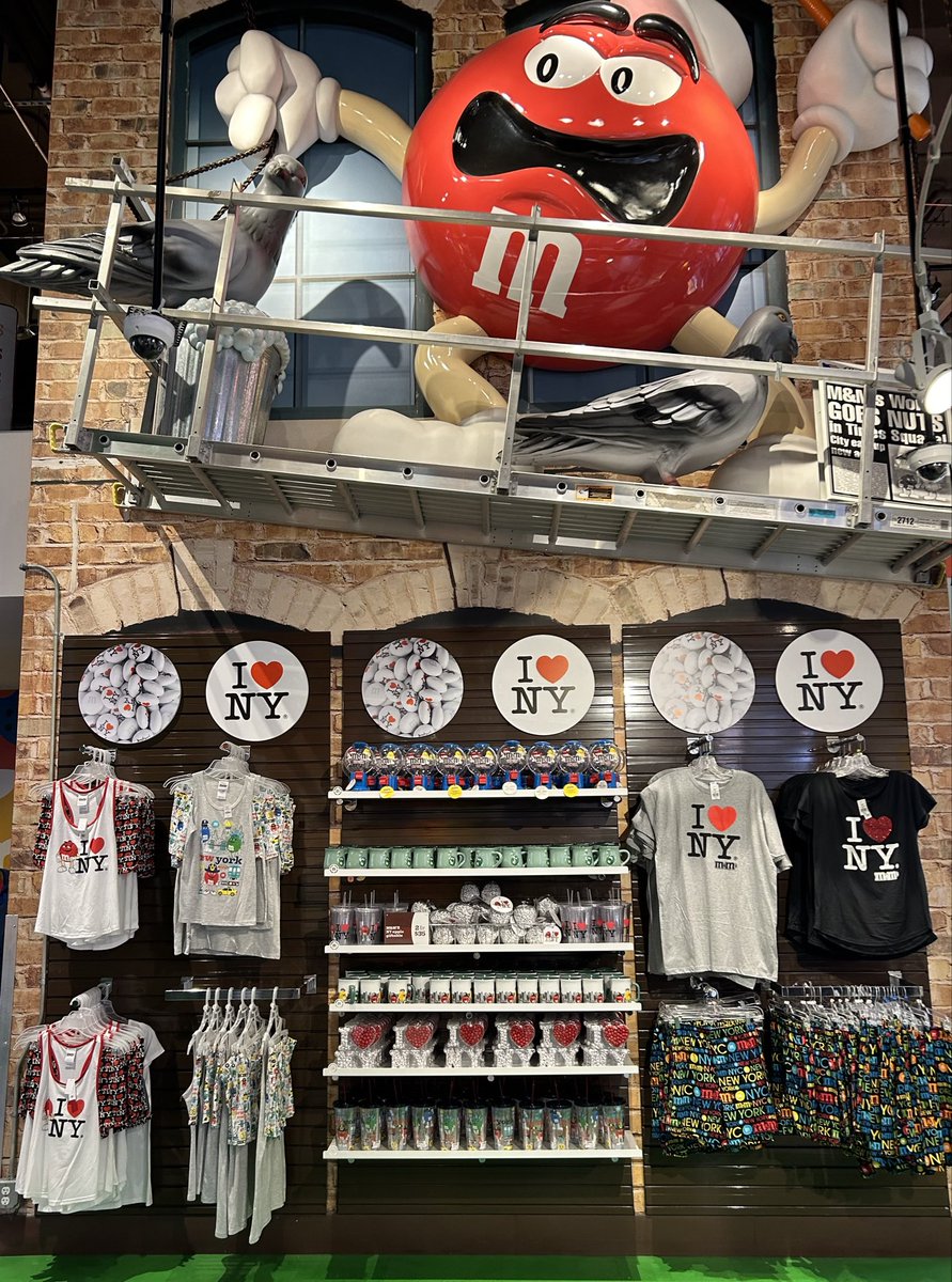 m&m's バナー　特大 📍M&M's World ニューヨーク🗽🇺🇸カラフルな世界観が広がるM&M'sの