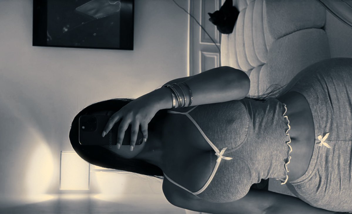 swadluu's tweet image. ⠀

𝐛𝐨𝐦 𝐝𝐢𝐚.