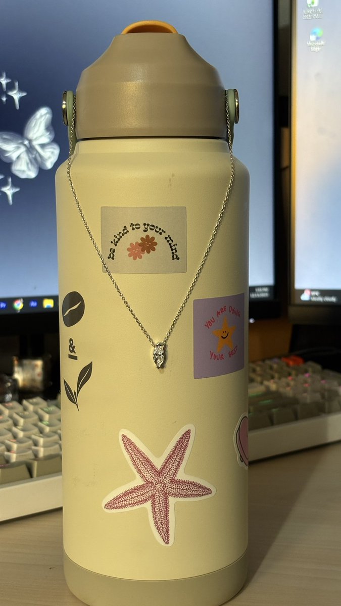 FOR SALE 🏷️

Coffee Bean &amp; Tea Leaf Complete Stamps 

₱1,500 

✔️ Complete stamps 
✔️ Buyer can claim any item they desire from the CBTL collection

RFS: Already claimed a tumbler (shown in the photos)
📍 QC | DM me ☕🤎