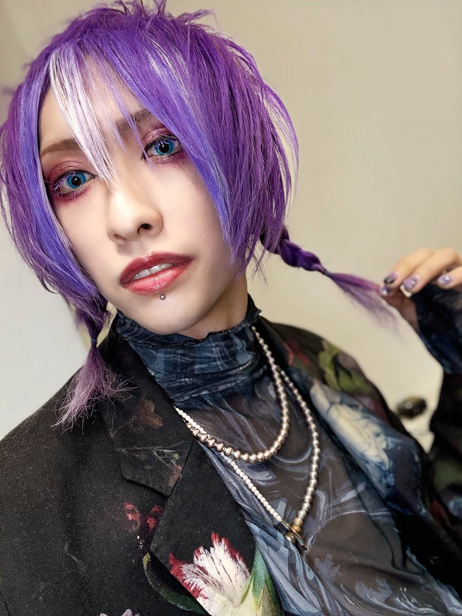 LAY ABOUT WORLD イザナ (@LAW_Izana) / Posts / X