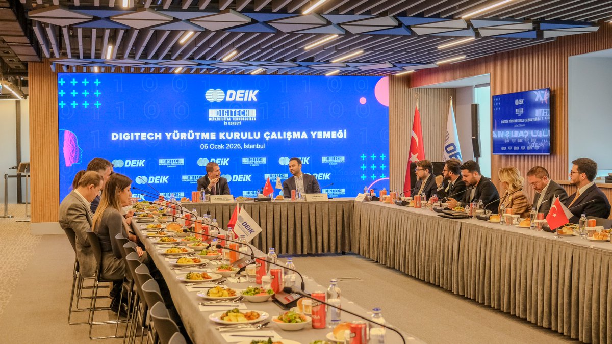 deikiletisim's tweet photo. Dijital Teknolojiler İş Konseyimiz, @ErdemErkul başkanlığında, İstişare Toplantısı ve Çalışma Yemeğini gerçekleştirdi.

Toplantıda,
🔹 İş Konseyi'nin 2 yıllık dönemde gerçekleştirdiği etkinlikleri,
🔹İş Konseyi'nin gelecek dönem faaliyetleri ve projeleri,
🔹Dijital teknolojiler sektöründeki gelişmeler ele alındı.

#İşimizTicariDiplomasi