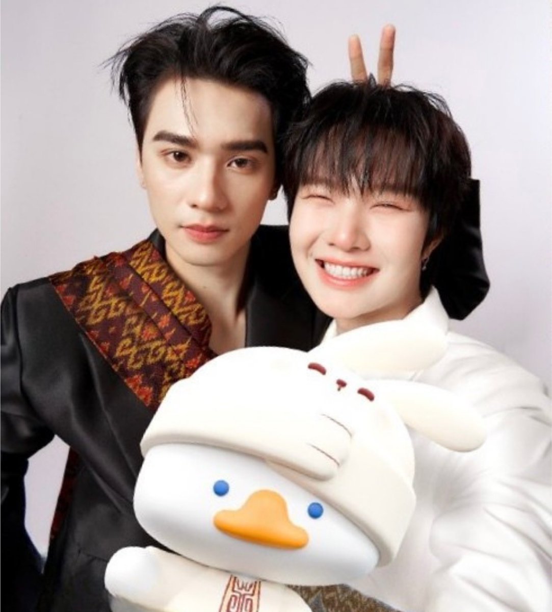 hubboyslove's tweet image. FOFOS! KengNamping acabam de anunciar oficialmente o #OhAe, mascote do ship.