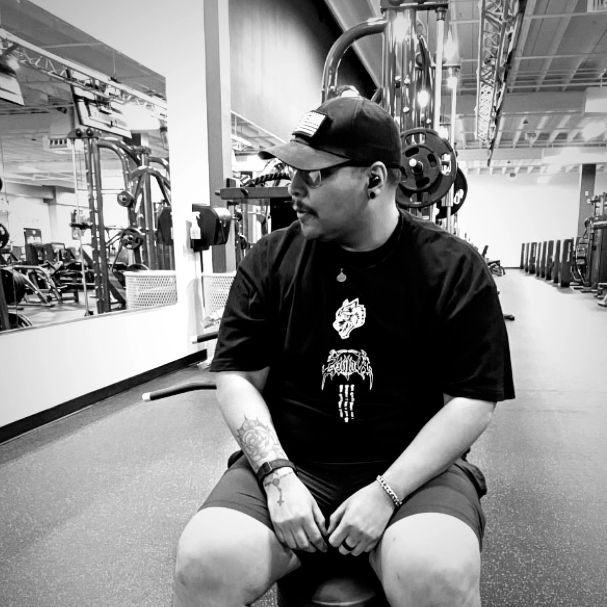 Work has drained me so much these past months. But im still out here getting whatever time I can. 
#gym #FitnessGoals  #2026year