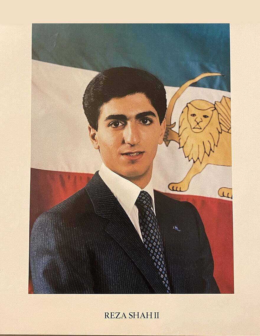 ما را هزار امید است و هر هزار تویی...

#KingRezaPahlavi