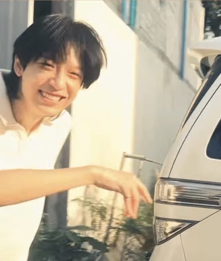 ppppcpk's tweet image. รอยยิ้มที่สดใสมาก อยากเห็นรอยยิ้มงี้ทุกวัน รอยยิ้มจากการที่เพื่อนแกล้งไม่ให้ขึ้นรถ 😭😭