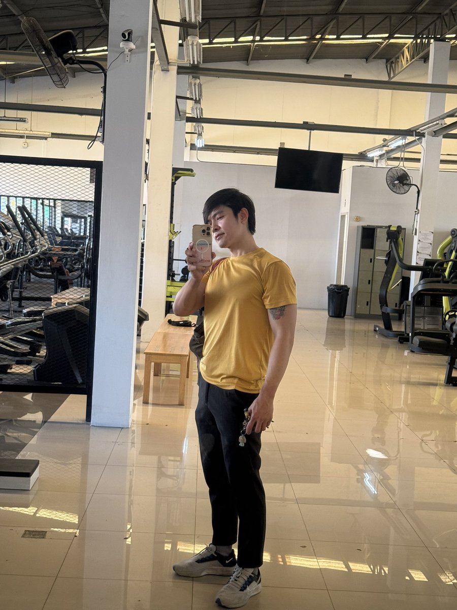 Auzazaabzeed's tweet image. เมื่อเช้าเล่นอกกับหน้าท้อง💪🥰 ขนาดนอนน้อยนะ แต่ตอนนี้นอนเพิ่มได้5 ชม ละ🥱🤣