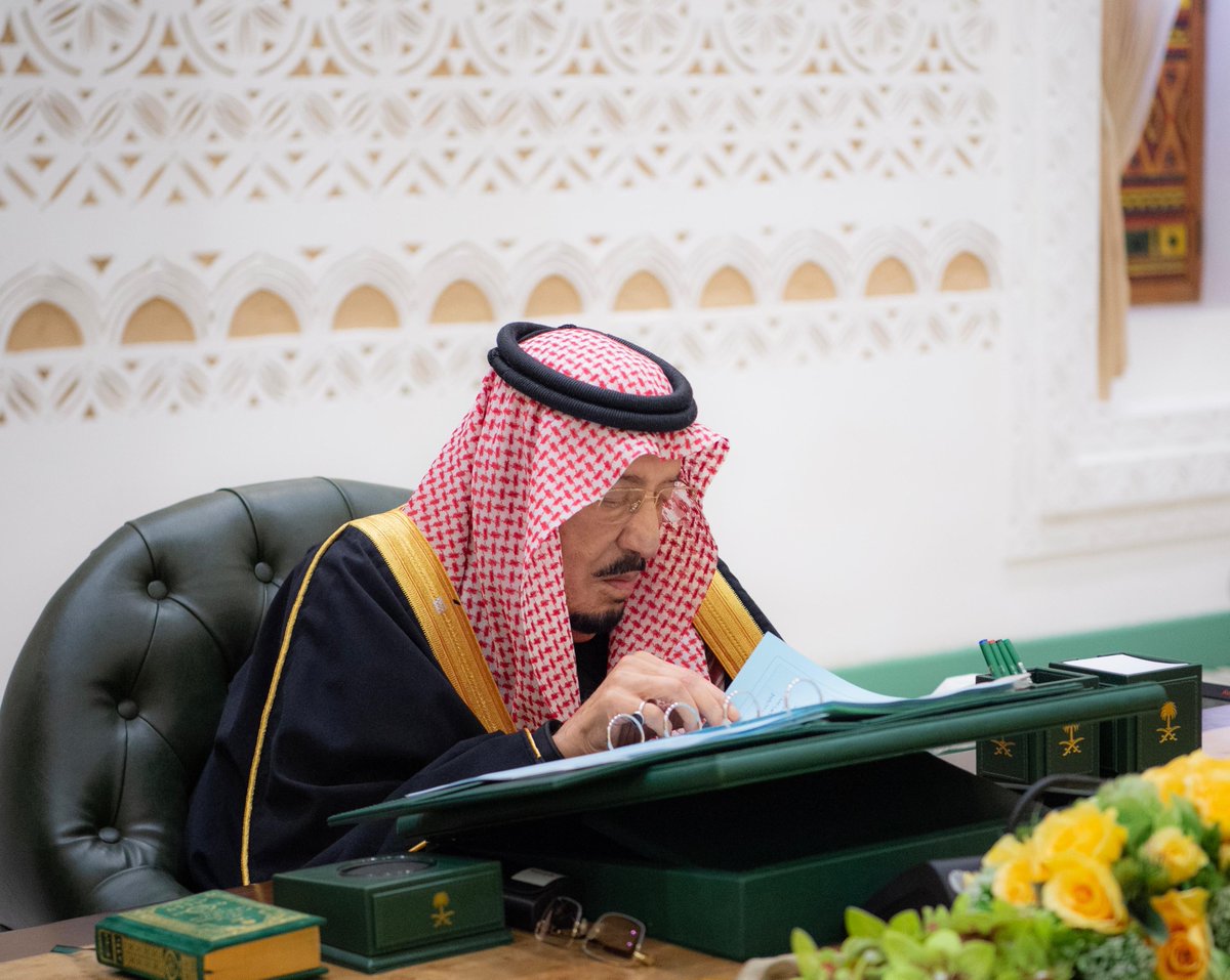 Bandaralgaloud's tweet image. سيدي #خادم_الحرمين_الشريفين يرأس جلسة #مجلس_الوزراء في الرياض.
