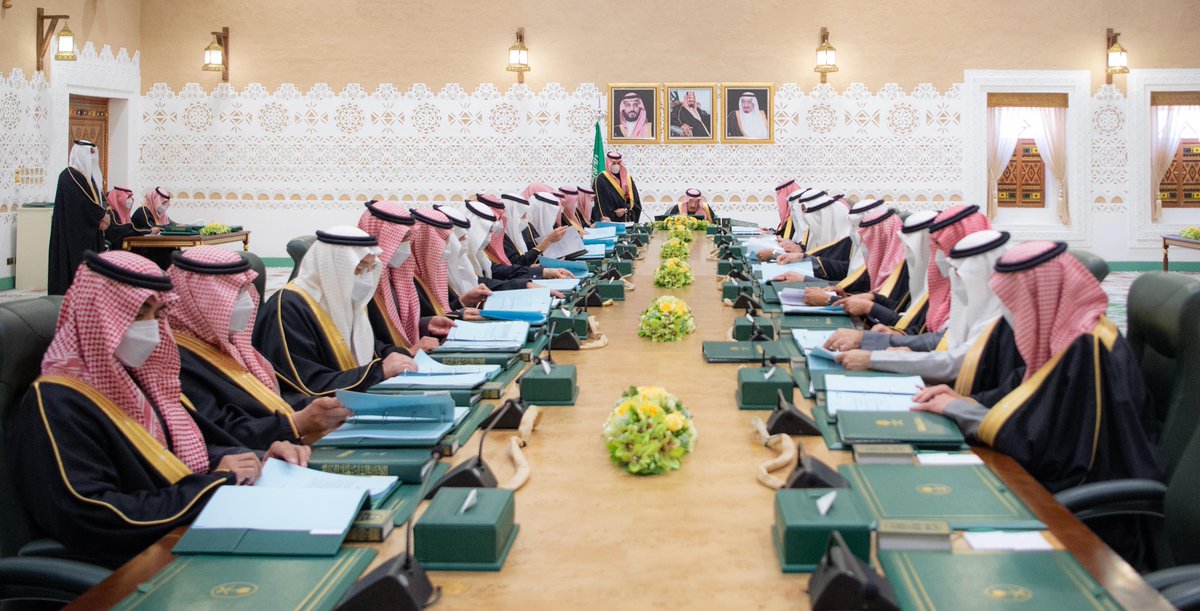 Bandaralgaloud's tweet image. سيدي #خادم_الحرمين_الشريفين يرأس جلسة #مجلس_الوزراء في الرياض.