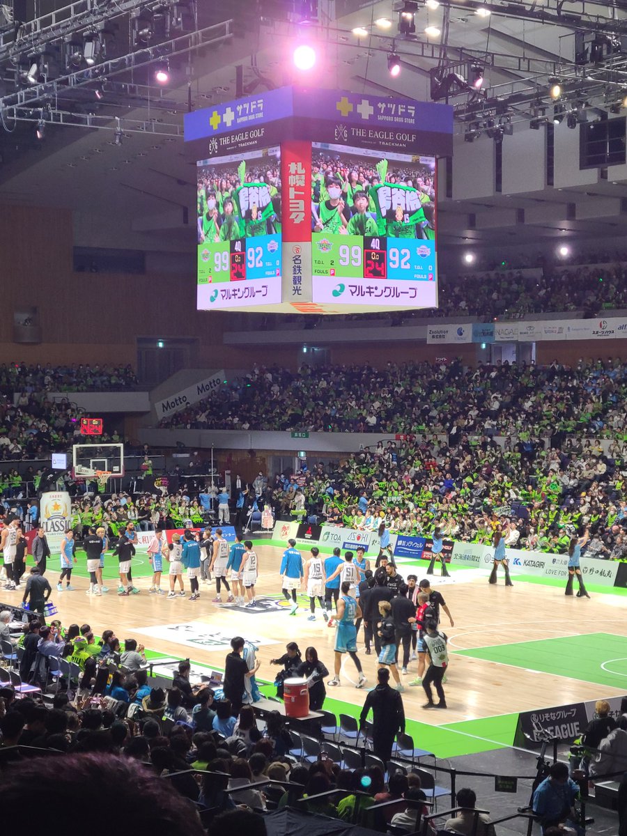 6nptgm's tweet photo. 今日で26歳になりました。
spotlightの準備に追われながら迎えた25歳はそこそこ頑張れた気がします。あらゆる面でさらに少しずつ背伸びしつつ、活動的な一年にしたい！引き続きよろしくお願いします。 https://t.co/570sLPYlmS