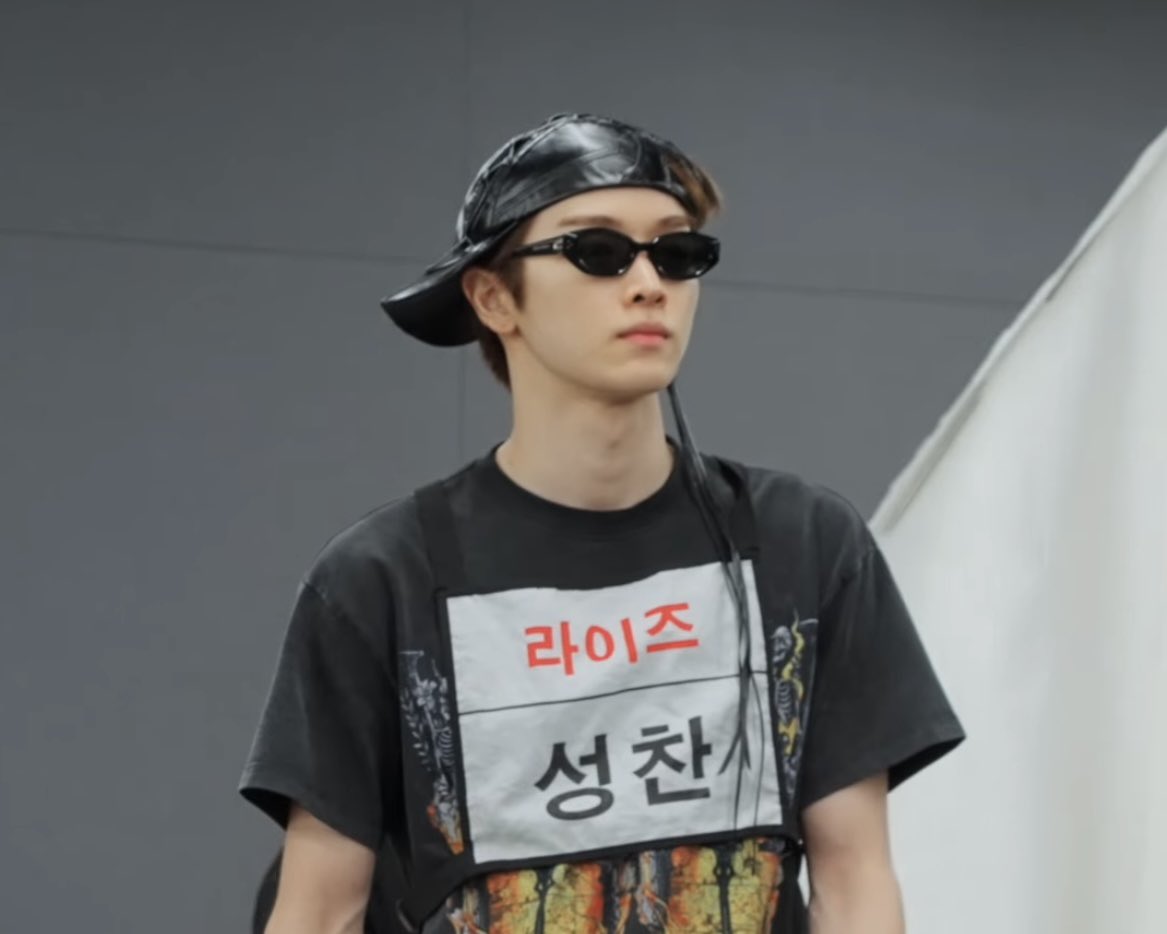 mjmndss's tweet image. ถ้าเธอจะชอบใครสักคน ก็ต้องเป็นคนแบบเราปะ