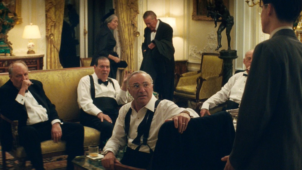 Call Me by Your Name ile çoktan Oscar almış olması gereken Timothée Chalamet'yi rüyalarına kavuşturma potansiyeli taşıyan MARTY SUPREME vizyonda, eleştirisi ise Oscar Boy'da!

👉 oscarboy.com/2026/01/06/mar…