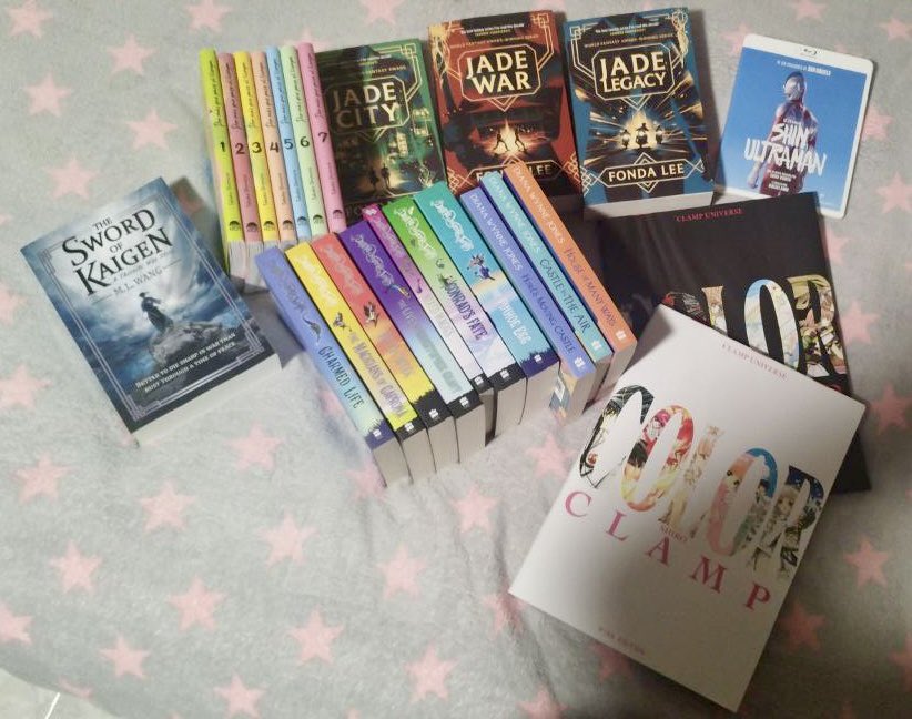 LaBanderaBlog's tweet image. Pues parece que hemos sido buenos este año, porque los Reyes se han portado ✌️🎄🎁

¿Qué tal ha ido el botín?