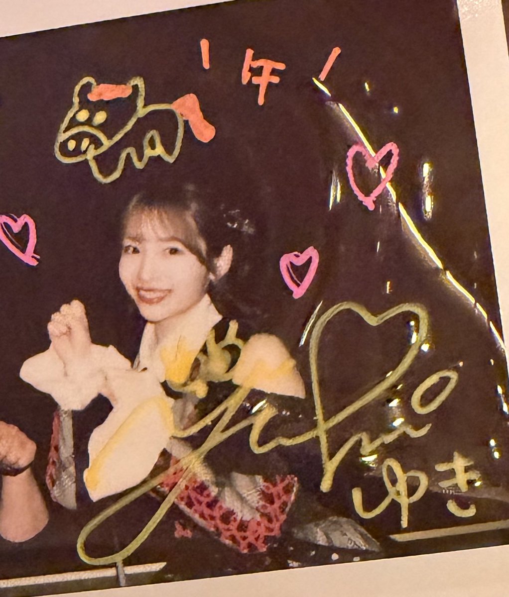 今年の初チェキいただきました🐎💕 🐴が可愛すぎる🥰 午年の侑希ちゃん