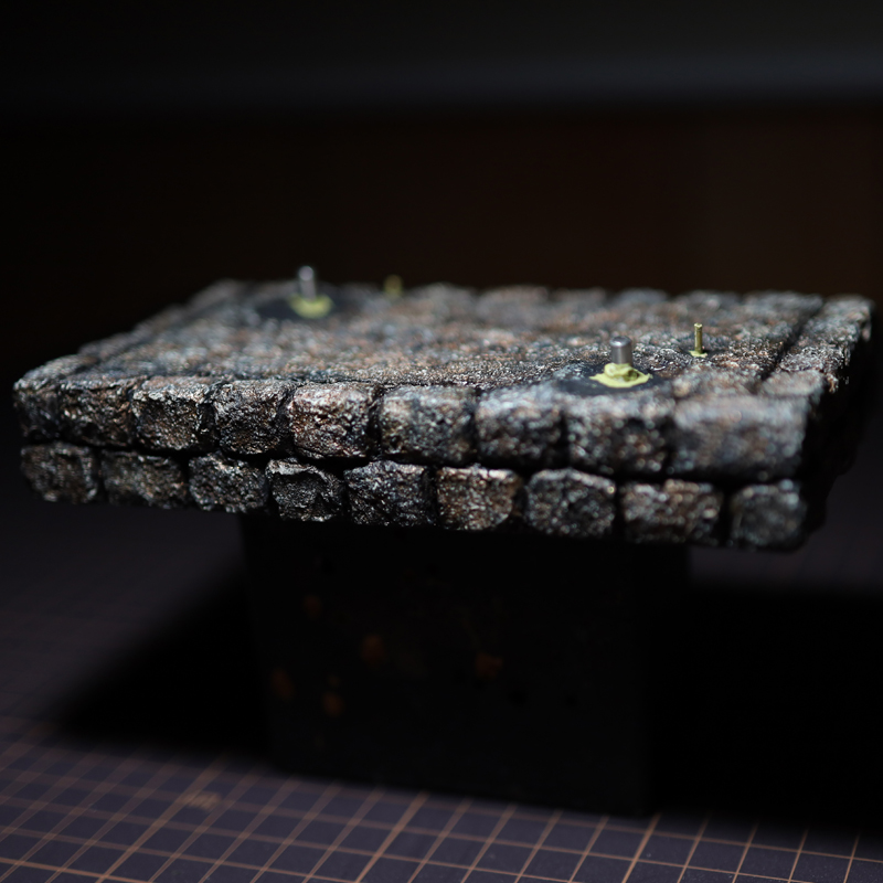 ベースの仕上げが進んできました。