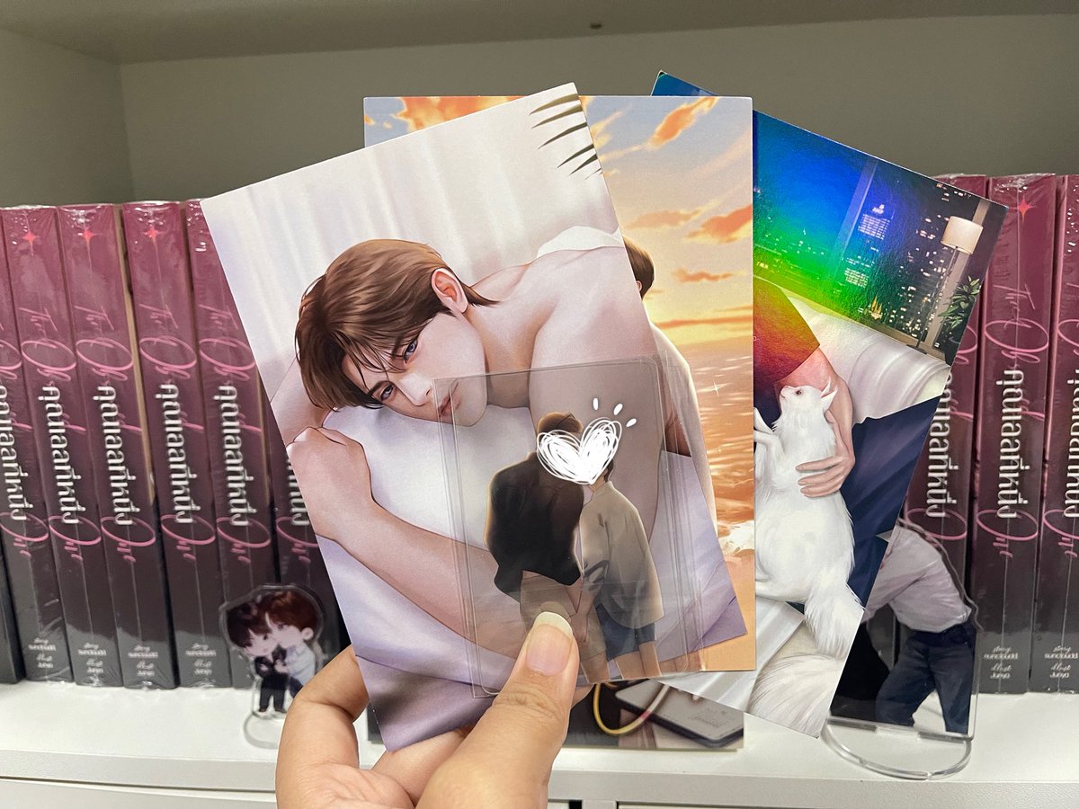 RT pls~ 💫

🍁(พร้อมส่ง‼️) 

เล่ม #คุณเอลที่หนึ่ง [ รอบสต็อก ]

• SET A  409.-  (จาก 429.-)

• SET B 599.-

(ของแถมครบเหมือนรอบพรี จำนวนจำกัด ⚠️)

และ Goods แยก

📌 ปกชื่อเรื่องปั๊ม spot uv ✨✨

⚠️ เล่มมีจำนวนจำกัด 

ปล.ถ้าอนาคตมีพิมพ์ซ้ำอาจจะไม่มีปั๊มเหมือนพิมพ์หนึ่งนะคะ  🥺