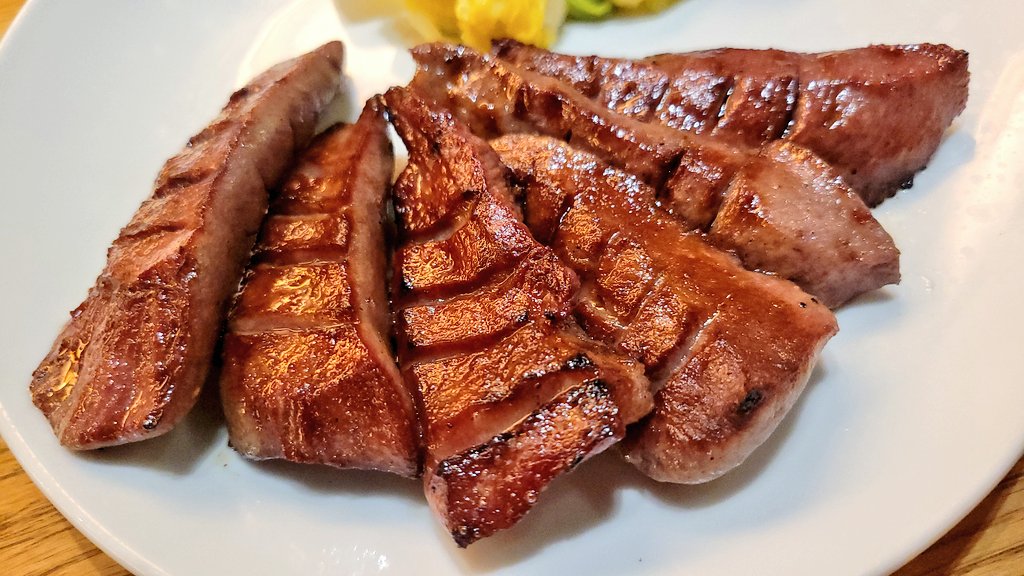 牡蠣と牛タン食べたよ