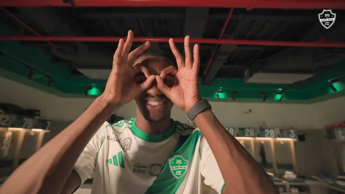 الأهلي السعودي يعلن التعاقد مع المهاجم البرازيلي ريكاردو ماتياس 