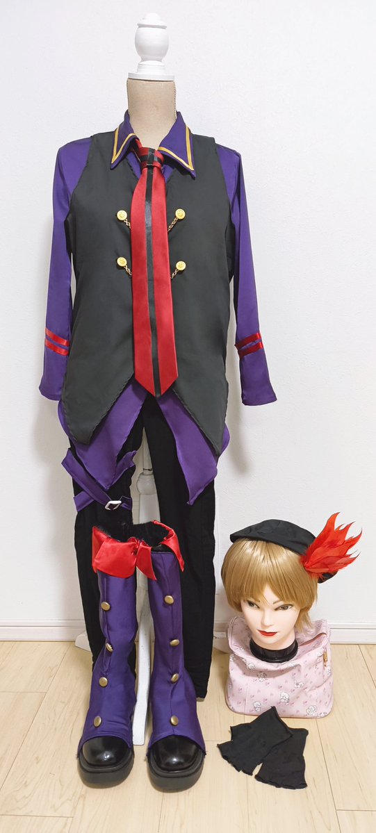 レインボーライブの速水ヒロ様のprideの衣装を 1部お手伝い頂きながら