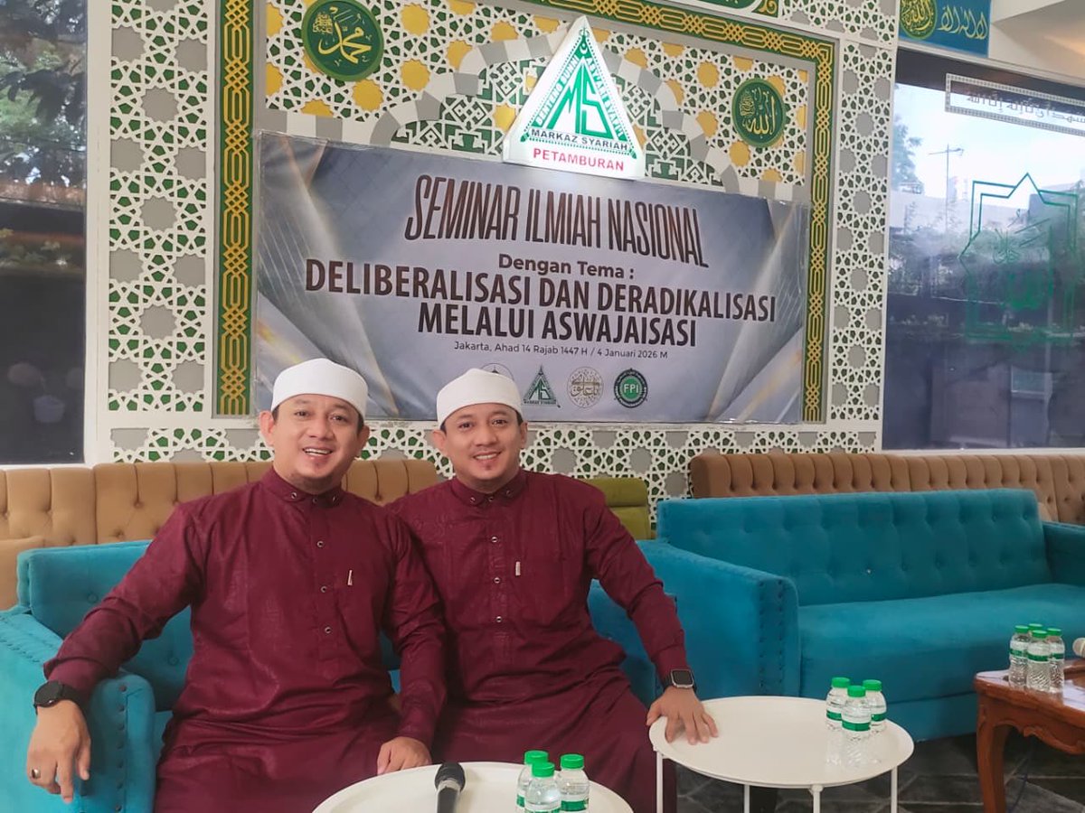 dduror's tweet photo. Setiap harinya Rajab penuh dengan keistimewaan, maka terus berbisiklah kepada Allah dengan doa-doa terbaikmu.. https://t.co/EXN1IAqHyt
