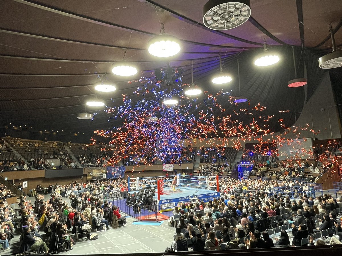 neo_carp_war's tweet photo. バンドリハから始まりプロレス観戦、嫁さんバースデー、ライブ鑑賞、呑み、映画鑑賞…4枚の写真じゃ収まらないめちゃ充実した年末年始休みでした!
ありがとうございました〜!
#RAW91
#マーベラスプロレス
#BUCKTICK
#ajpw https://t.co/nCWbBDyuHC
