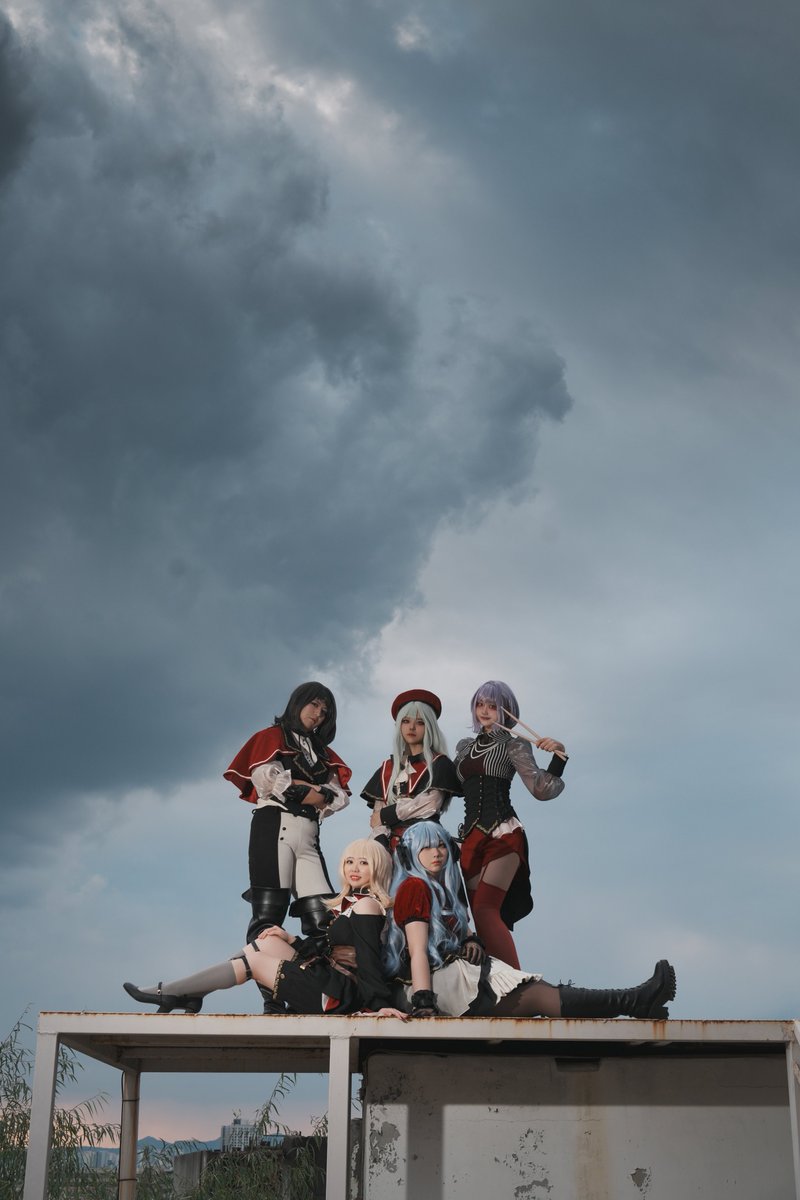 qmfflcl1023's tweet photo. 💜BanG Dream!  Ave Mujica 유닛복ver.

단체(1)

Doloris 이엔리카 (@ien_snovv)
Mortis 나무 (@jenwk7)
Timoris 스퍄 
Amoris 히코 (@Himeko_co)
Oblivioni 먀 (@backup_mya)

📸pb. 외계인똥님 (@aaapp37) https://t.co/ynsBvmRdFt