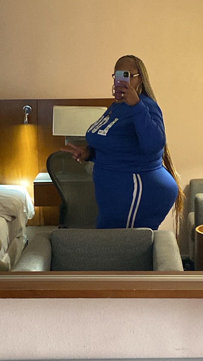 MarieBthatsMe's tweet photo. #bbw #bodypositivity #thesoulsinger https://t.co/z7CzX33NWO