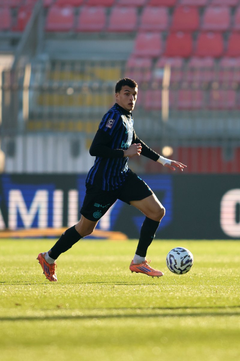 Inter's tweet photo. [#InterU23]

Termina il primo tempo ⚖️
#InterNovara 0-0 https://t.co/S6JPrA8nYW
