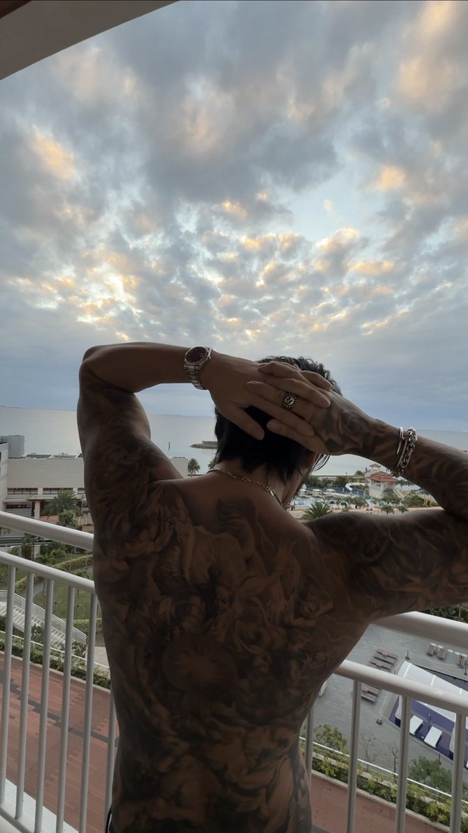 Hiro (@55hxr) on Twitter photo 