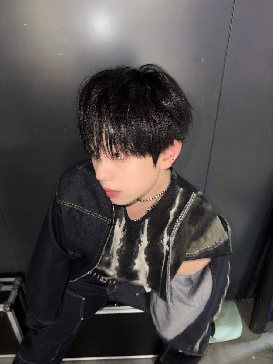 4/5) ── .✦ #ELAST #엘라스트 #エラスト #WONJUN #원준 #ウォンジュン