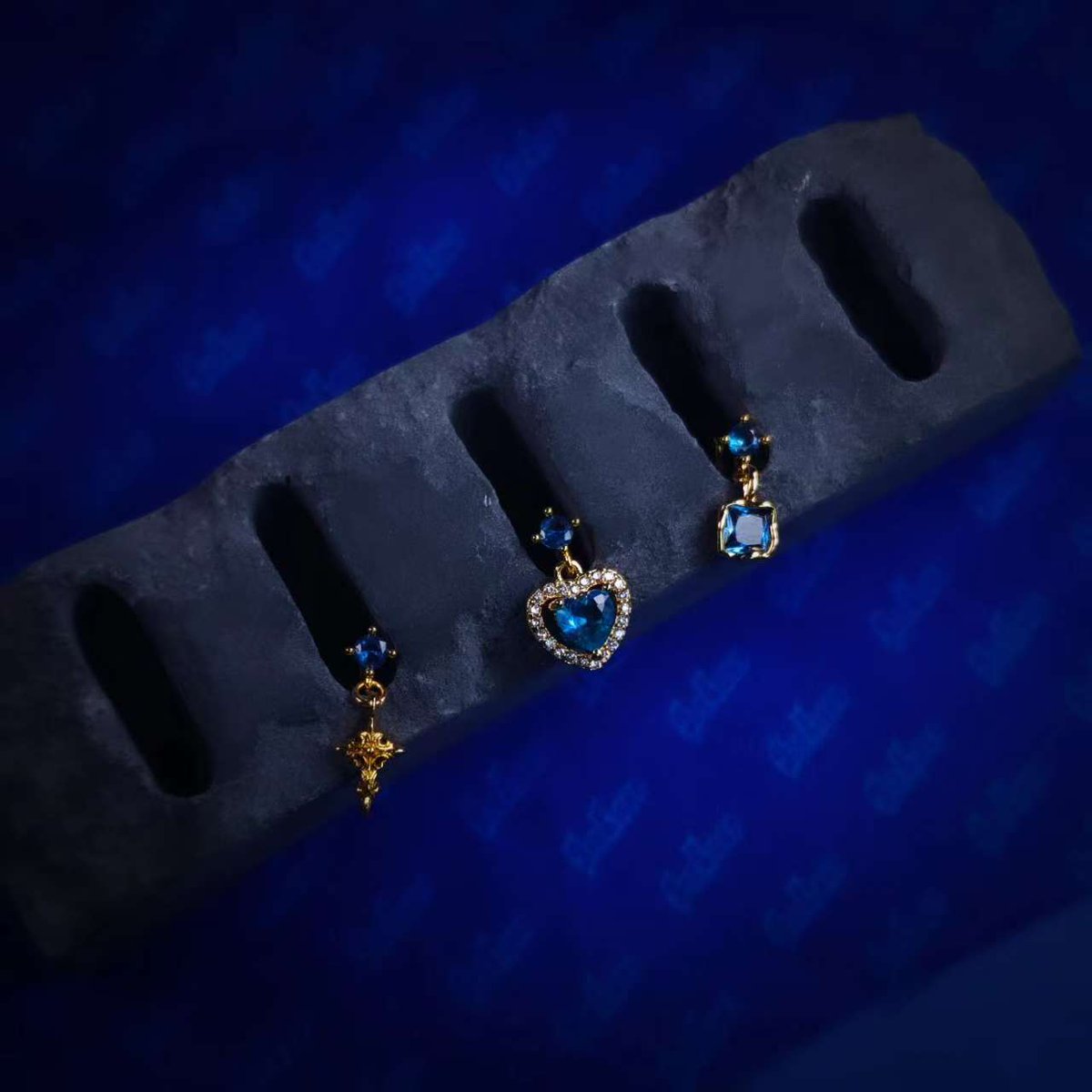 ✴︎ 𝑺𝑰𝑿 𝑳𝑰𝑶𝑵𝑺 + RT 이벤트
* 본 트윗을 RT 해주신 분들 중 추첨 된 두 분께 악세사리를 보내드립니다. ( 사이즈만 선택 가능 / 랜덤 / 제작 기간 필요 )
𝟮𝟬𝟮𝟲.𝟬𝟭.𝟬𝟱-𝟮𝟬𝟮𝟲.𝟬𝟭.𝟭𝟮(𝗣𝗠𝟭𝟮:𝟬𝟬)
SixLions 악세사리 선주문 받습니다.
witchform.com/formViewer/pay…

#트인덕장터