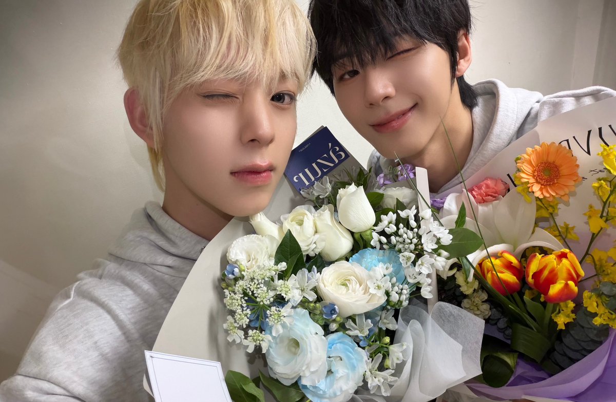 AHOF (아홉) Weverse Updates tweet media