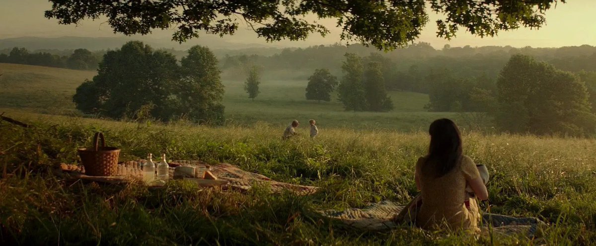 thngergames's tweet image. esse ano fazem 11 anos que tentamos explicar que a katniss não virou uma dona de casa no final de jogos vorazes, que ela não é uma super heroína, é só uma pessoa normal que passou por vários traumas, perdeu pessoas que ama e só quer encontrar a felicidade de alguma forma