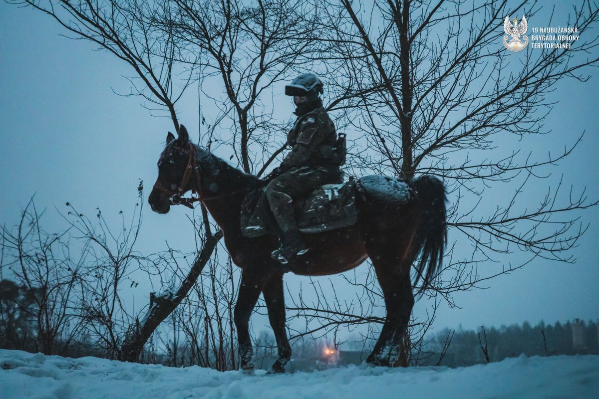 Poland_Based's tweet photo. 🇵🇱🐎
Meanwhile, on the Polish border. https://t.co/fGIfTp858M