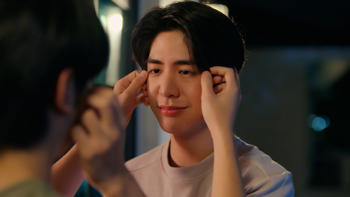 GMMTV's tweet photo. นี่มันน้ำตาแห่งความรักป่ะเนี่ย
#H2HseriesEP11

@sea_ta_lay @keenkeno_sp https://t.co/ZHeNwl6vi0