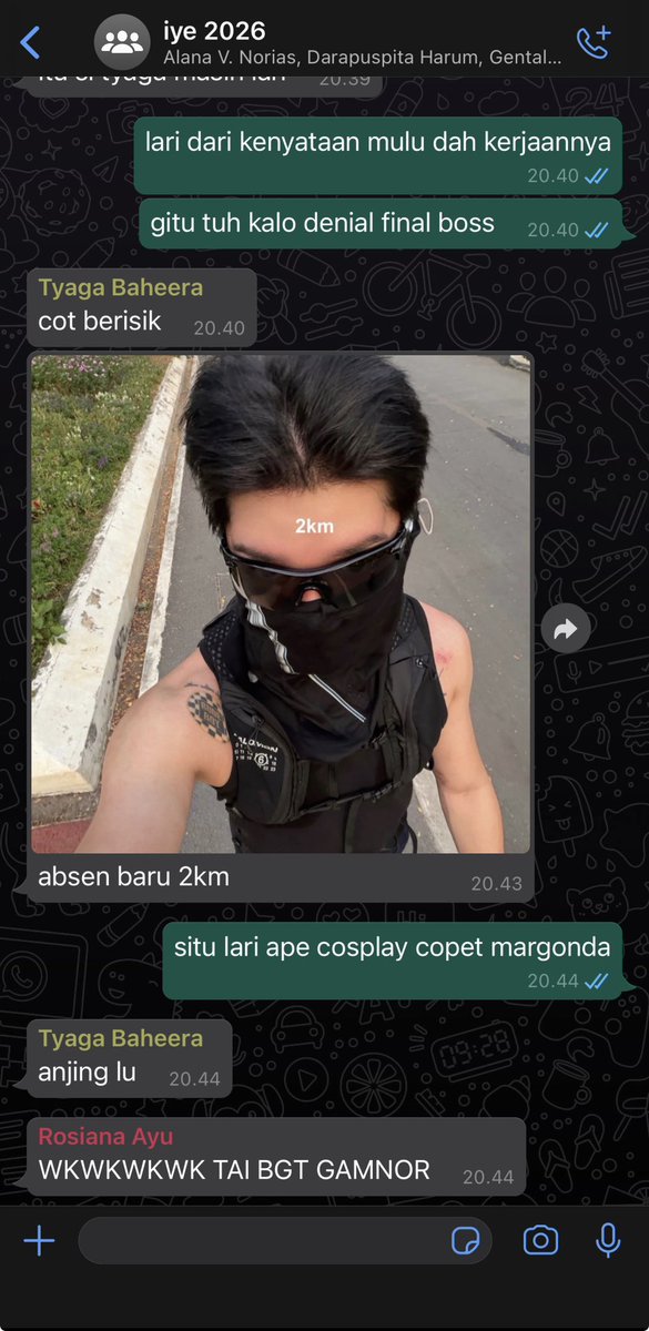 tara tweet media