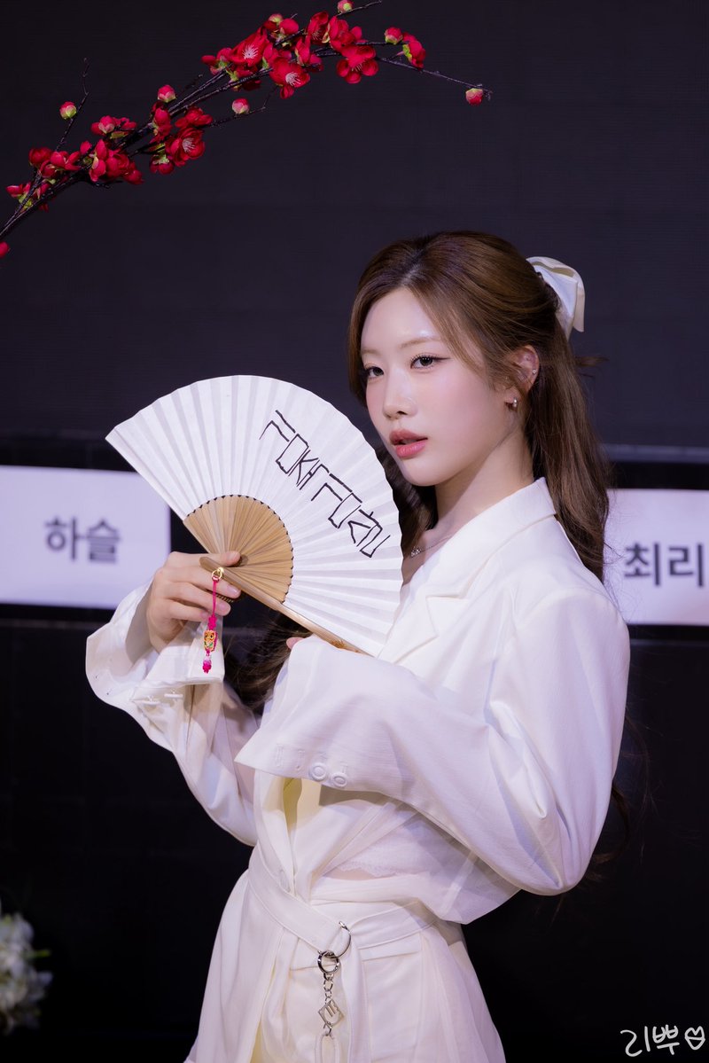 eclipse210queen's tweet image. 260103 뮤직플랜트 시그팬싸

김죽김살 2026 ver.

#아르테미스 #ARTMS #김립 #Kimlip #김죽김살