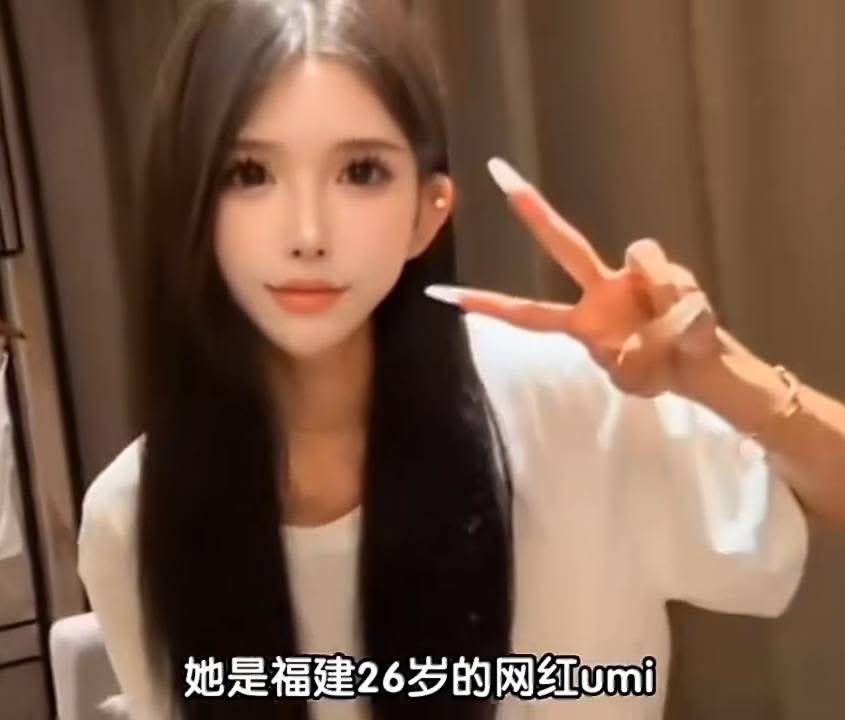 Kadeesayong's tweet image. ล่าสุดสาวจีนอายุ 20 กว่าๆ ถูกพบเดินเร่รอนในเมืองกัมปอตของกัมพูชาในสภาพอิดโรยขาหัก บอกครอบครัวว่าทำงานในจีนแต่ออกไปกัมพูชาตั้งแต่เมษา 2025
 
-ติดต่อครอบครัวล่าสุดเดือนธันวาขอเงินรักษาขาแล้วขาดการติดต่อ
-มีผู้ติดตามในโซเชียล 24,000
-ถูกหลอกไปทำงานอ้างรายได้ดี…