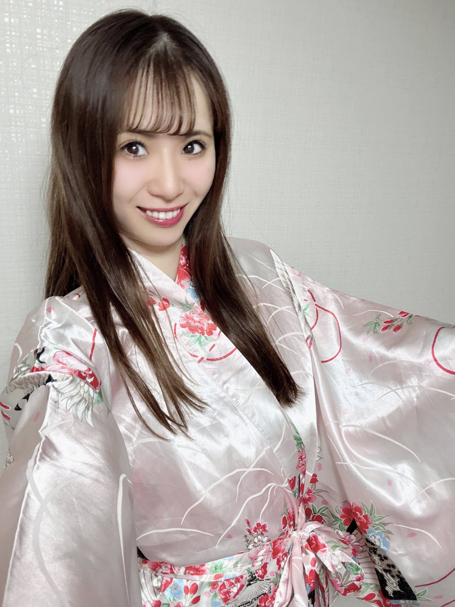 aymkrn_'s tweet photo. 明日1月5日(月)の来店は？👼🏻︎💕︎︎
プレイスポットドラゴン川崎店様に伺います❣️会いに来てね(  > ·̫ <)
空いた時間に撮影対応予定💓
心よりお待ちしています🌟⋆꙳
 #エンジェルガール 
 #PR https://t.co/AreGgyhQSL