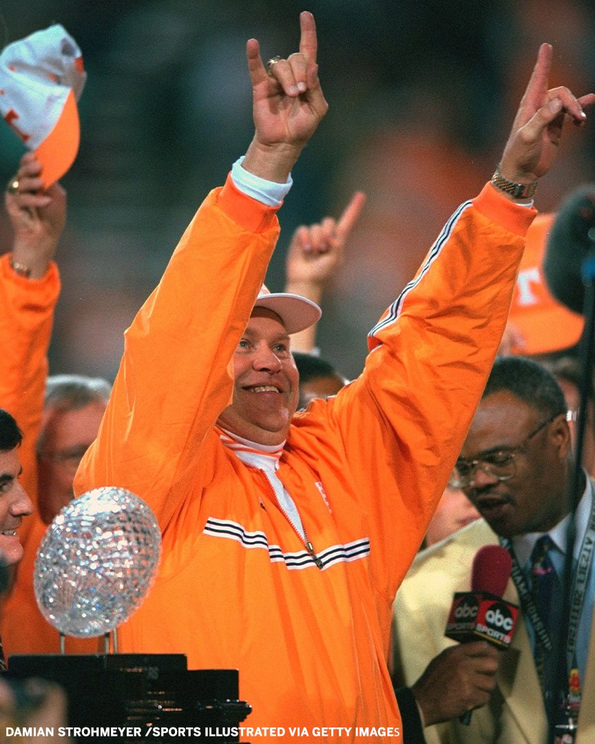 ESPNInsights's tweet image. Back to the beginning ⏪ 

On this day in 1999, Tennessee defeated Florida State 23-16 in the inaugural BCS National Championship Game, the first true national championship game in college football history 🏆