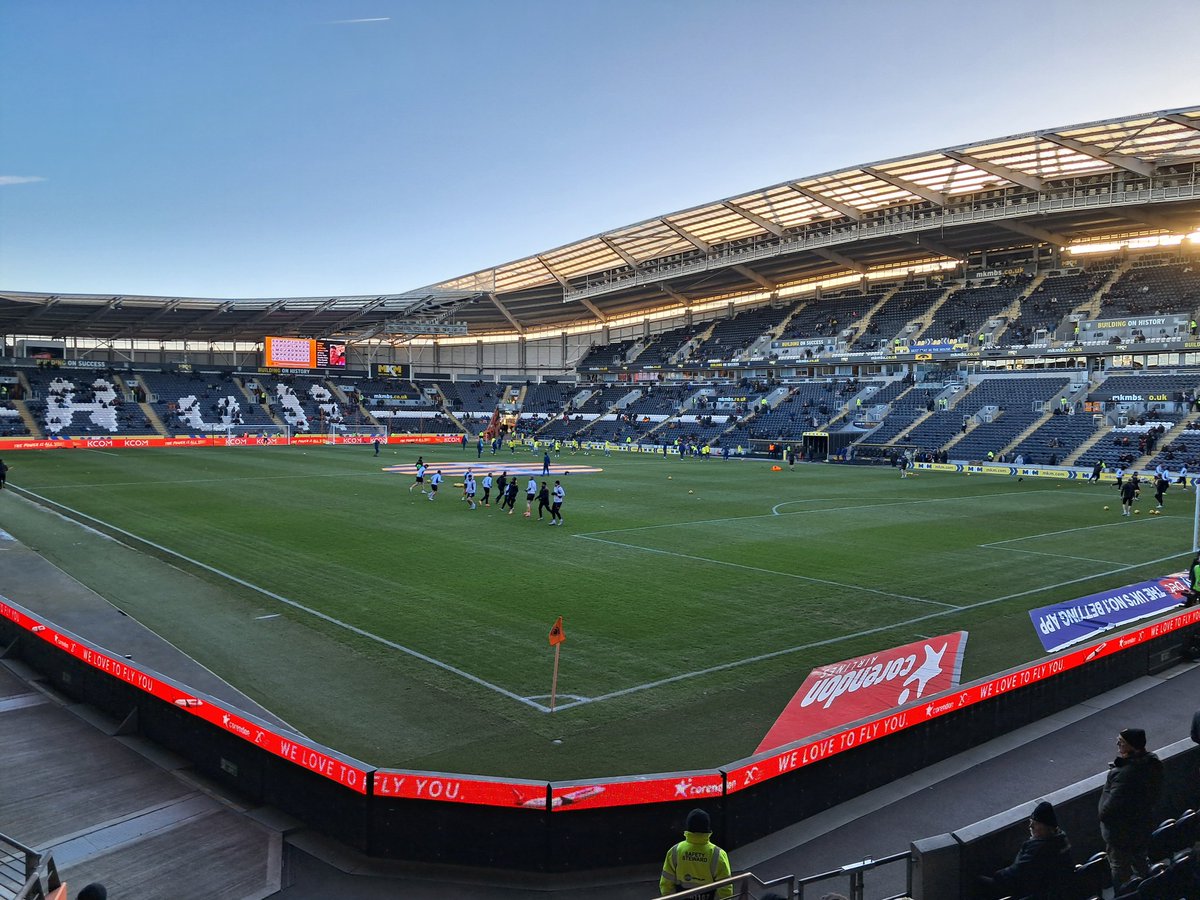 James 🇺🇦 tweet media