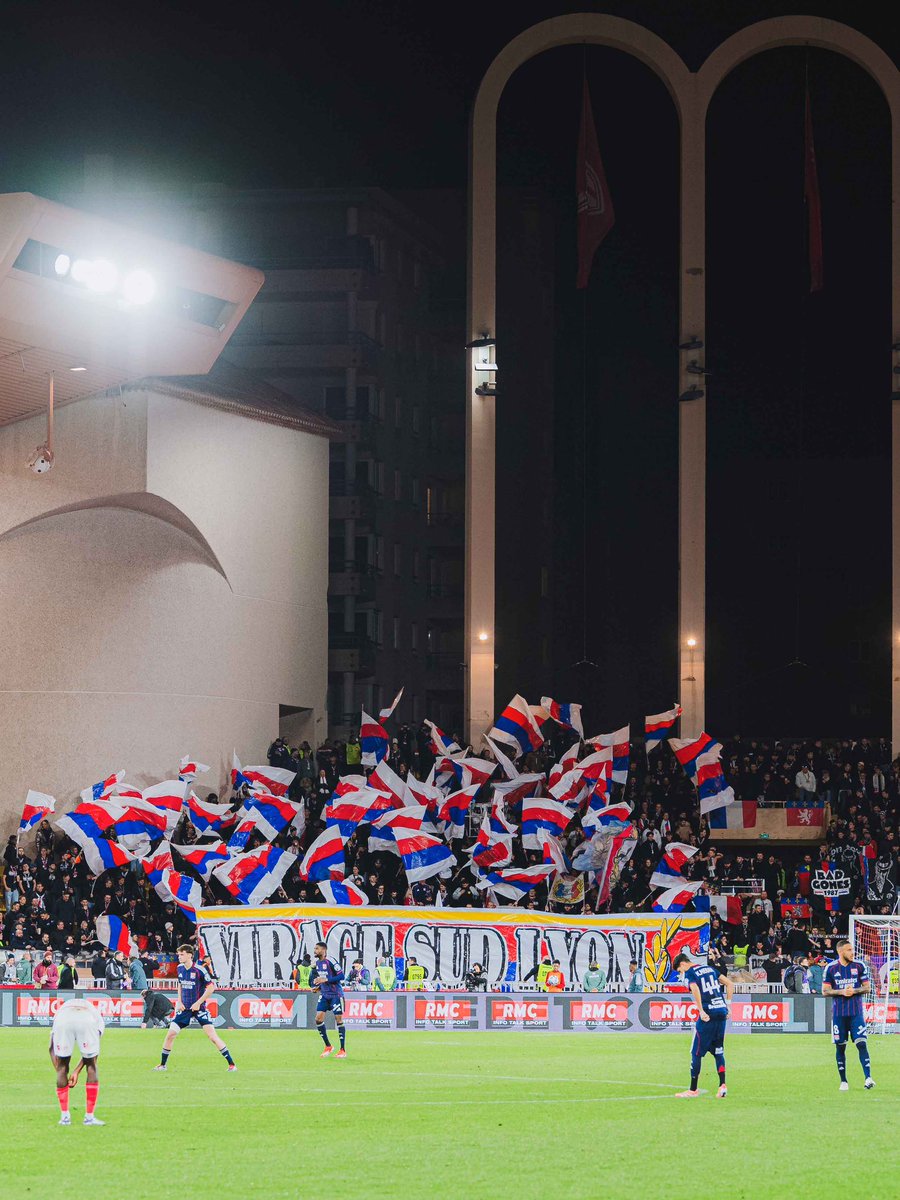 𝔇𝔑𝔐𝔏 tweet media